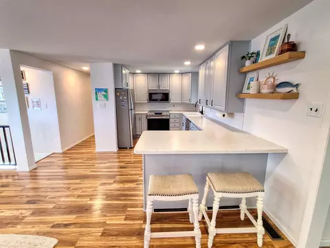 Kitchen - 5-165 Heathcliff Dr, Lanark, IL 61046 photo 1 of 3