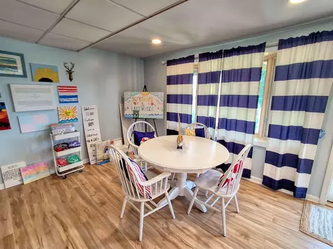 Dining - 5-165 Heathcliff Dr, Lanark, IL 61046 photo 3 of 3