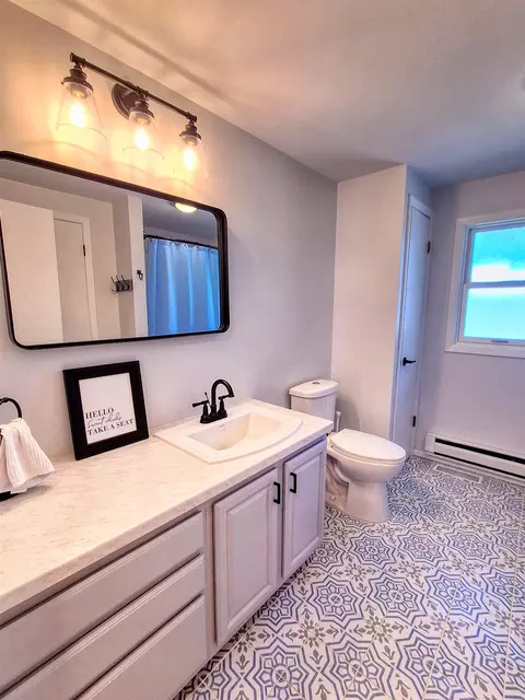 Bath - 5-165 Heathcliff Dr, Lanark, IL 61046 photo 1 of 1