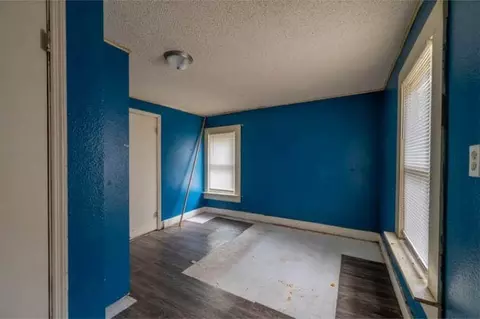 Bedroom - 918 Jackson Ave, Dixon, IL 61021 photo 3 of 5