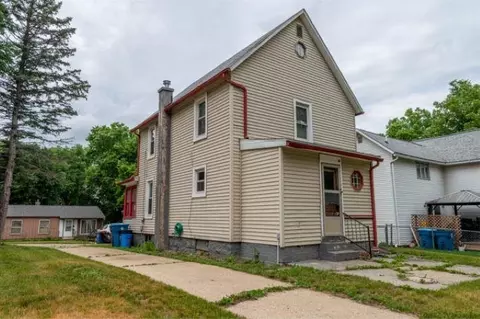 Other - 918 Jackson Ave, Dixon, IL 61021 photo 1 of 8