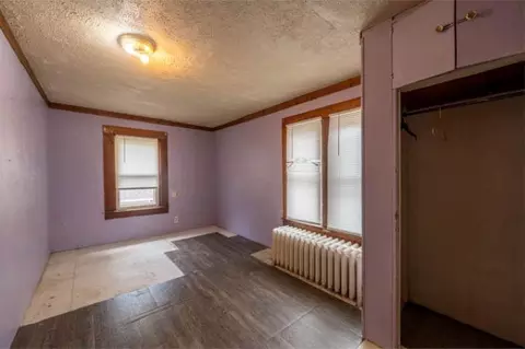 Bedroom - 918 Jackson Ave, Dixon, IL 61021 photo 4 of 5