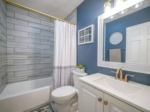 Bath - 7272 N Il Rt 2, Leaf River, IL 61047 photo 1 of 2
