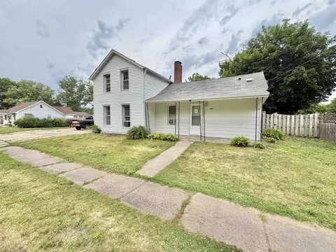 509 W Franklin St, Rockton, IL 61072