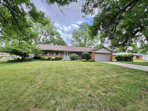 1520 Kerstin Ct, Rockford, IL 61108