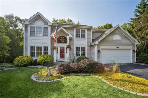 504 Carriage Hill Rd, Island Lake, IL 60042