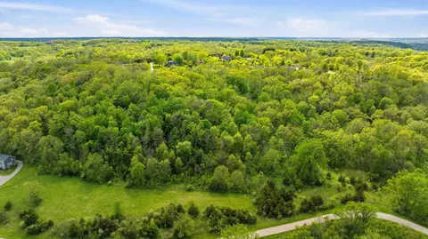 55 Heatherdowns Ln, Galena, IL 61036