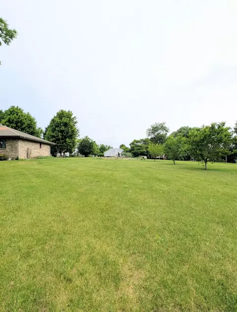 2360 Butternut Bnd, Lake Summerset, IL 61019