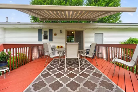 Exterior - 225 Cloud Mist Dr, Capron, IL 61012 photo 4 of 8