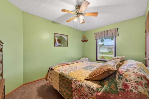 Bedroom - 225 Cloud Mist Dr, Capron, IL 61012 photo 5 of 10