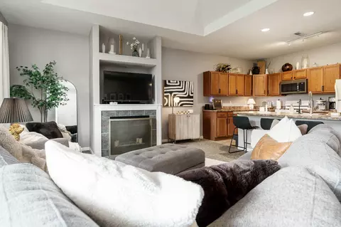 Living - 1630 White Oak Trl, Cherry Valley, IL 61016 photo 3 of 6