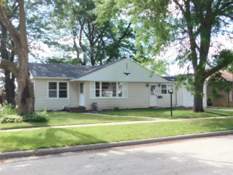 6324 Beech St, Loves Park, IL 61111