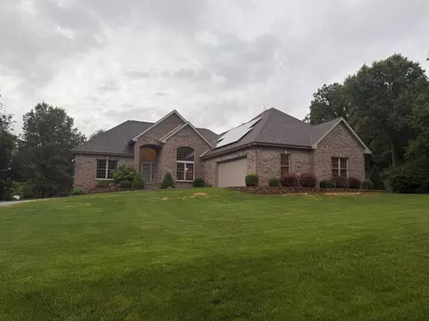 7310 Lone Cedar Trl, South Beloit, IL 61080
