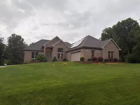 7310 Lone Cedar Trl, South Beloit, IL 61080
