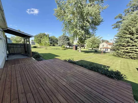 711 N Turner St, Davis, IL 61019 photo 43