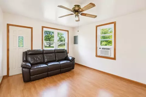 760 Eastern Ave, South Beloit, IL 61080 photo 6