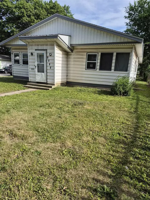 3004 Arcadia Ter, Rockford, IL 61103
