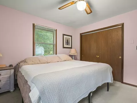 Bedroom - 1996 Baintree Rd, Lake Summerset, IL 61019 photo 2 of 6