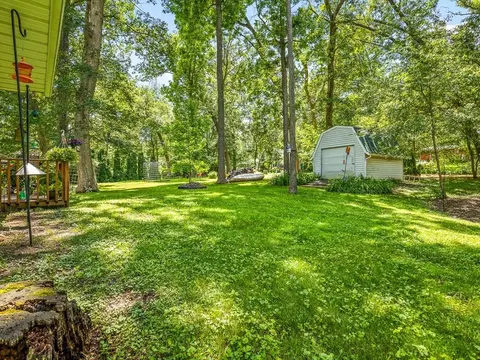 Exterior - 1996 Baintree Rd, Lake Summerset, IL 61019 photo 14 of 14