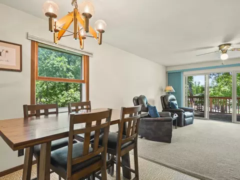 Dining - 1996 Baintree Rd, Lake Summerset, IL 61019 photo 2 of 3