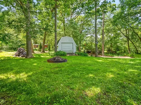 Exterior - 1996 Baintree Rd, Lake Summerset, IL 61019 photo 6 of 14