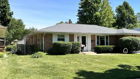 4612 Newcastle Rds, Rockford, IL 61108