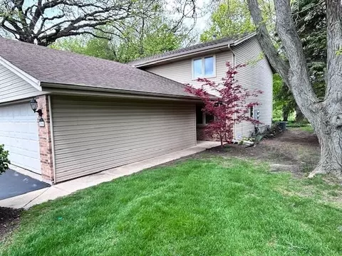 7266 Colosseum Dr, Rockford, IL 61114