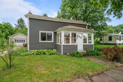 336 W Menomonie St, Belvidere, IL 61008