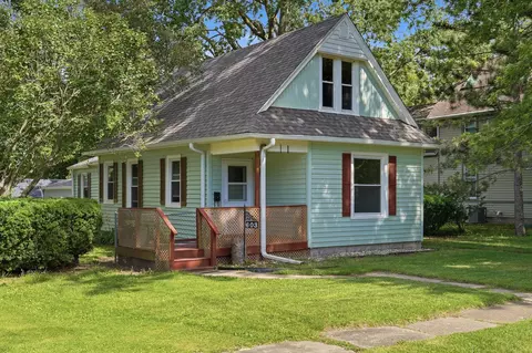 603 S Second St, Oregon, IL 61061
