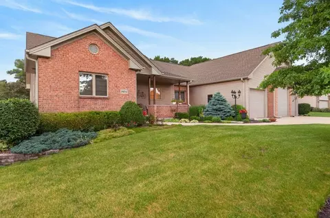 9974 Tybow Trl, Roscoe, IL 61073