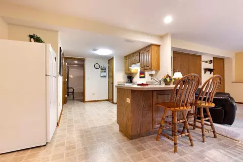 Kitchen - 9974 Tybow Trl, Roscoe, IL 61073 photo 5 of 6