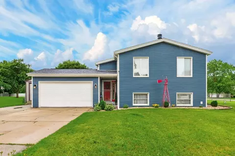 11515 Cedarbrook Rd, Roscoe, IL 61073