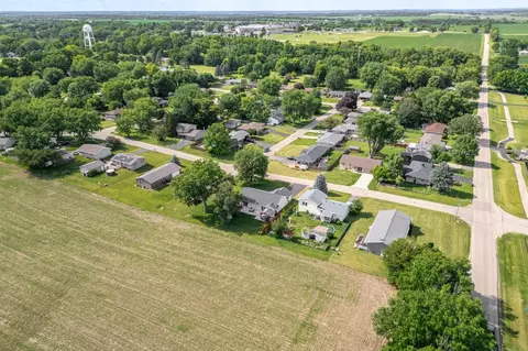 View/Area - 701 Mallard Rd, Winnebago, IL 61088 photo 8 of 11