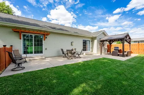 Exterior - 701 Mallard Rd, Winnebago, IL 61088 photo 5 of 8
