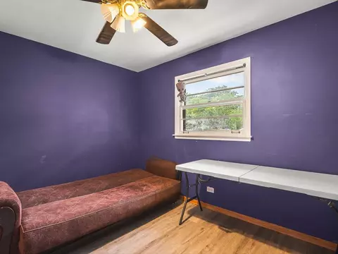 Bedroom - 219 Walter Ct, Elgin, IL 60123 photo 1 of 6