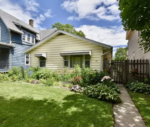 412 S 1st St, Rockford, IL 61104