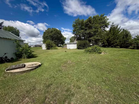 Exterior - 5172 Locust Ln, Thomson, IL 61285 photo 8 of 8