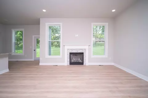 9810 Hawks Pointe Trl, Roscoe, IL 61073 photo 4
