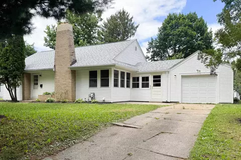 2610 Pelham Rd, Rockford, IL 61107