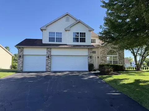 470 Prairie Knoll Dr, Poplar Grove, IL 61065