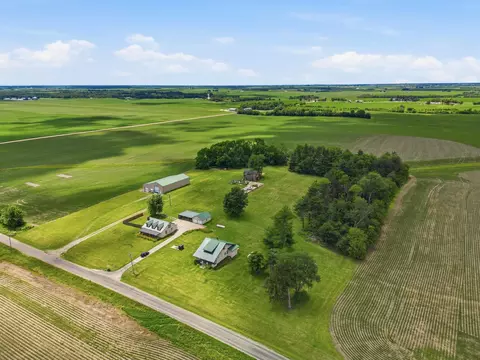 View/Area - 2283 E 2750 St, Kewanee, IL 61443 photo 4 of 8