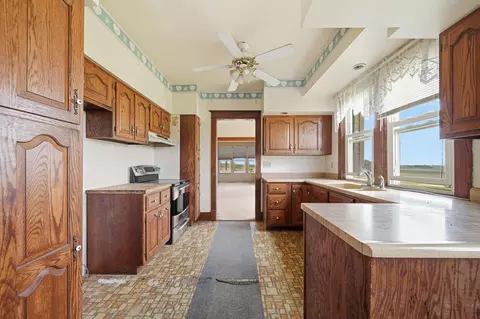 Kitchen - 2283 E 2750 St, Kewanee, IL 61443 photo 5 of 5