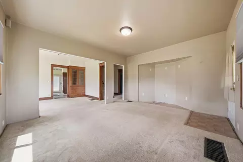 Living - 2283 E 2750 St, Kewanee, IL 61443 photo 5 of 6