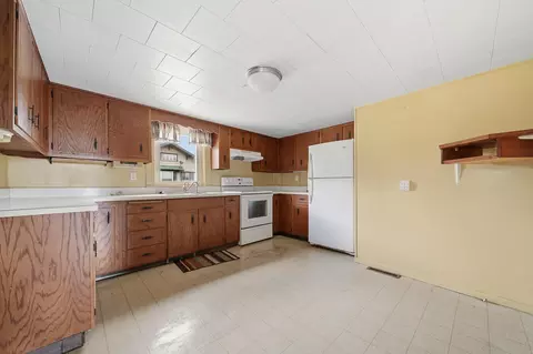 Kitchen - 2283 E 2750 St, Kewanee, IL 61443 photo 1 of 5