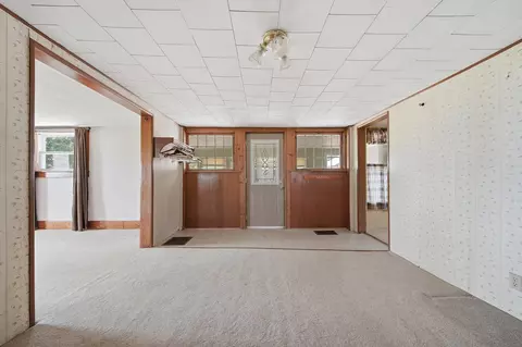 Entry Way - 2283 E 2750 St, Kewanee, IL 61443 photo 1 of 7