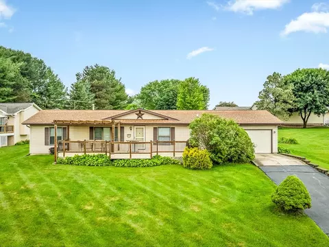 63 Delbourne Dr, Lake Summerset, IL 61019