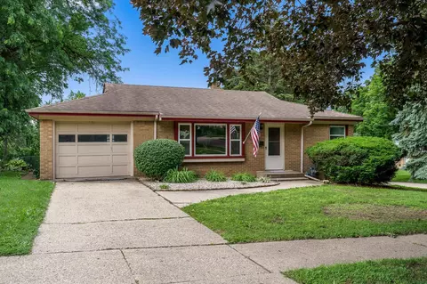 2703 19th Ave, Rockford, IL 61108
