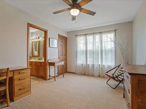 9938 Tybow Trl, Roscoe, IL 61073 photo 32