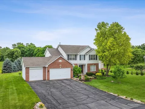 9938 Tybow Trl, Roscoe, IL 61073