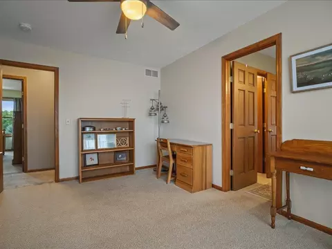 9938 Tybow Trl, Roscoe, IL 61073 photo 33